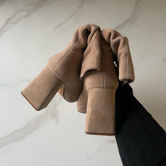 Vince Camuto suede nude booties - Picture 4 of 8
